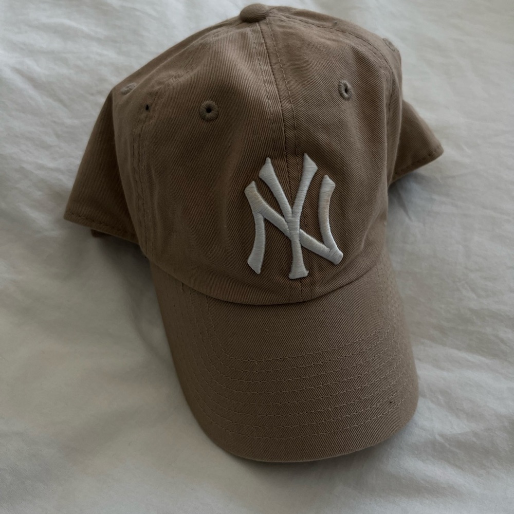 Tan Baseball Cap with NY Logo